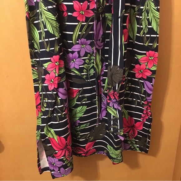 Lands End petite cap sleeve midi t-shirt dress - Picture 5 of 5